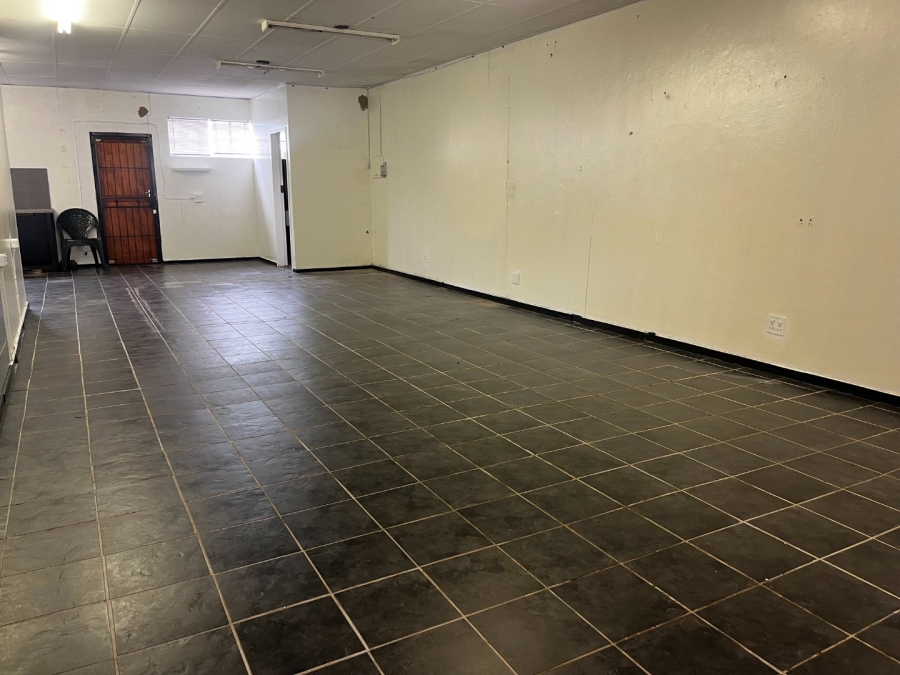 To Let commercial Property for Rent in Schoemansville North West